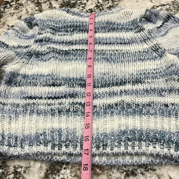 Sweater Cable Knit Blue Wild Fable Crop Winter Fuzzy Cozy Warm Vintage Chunky - Picture 9 of 10